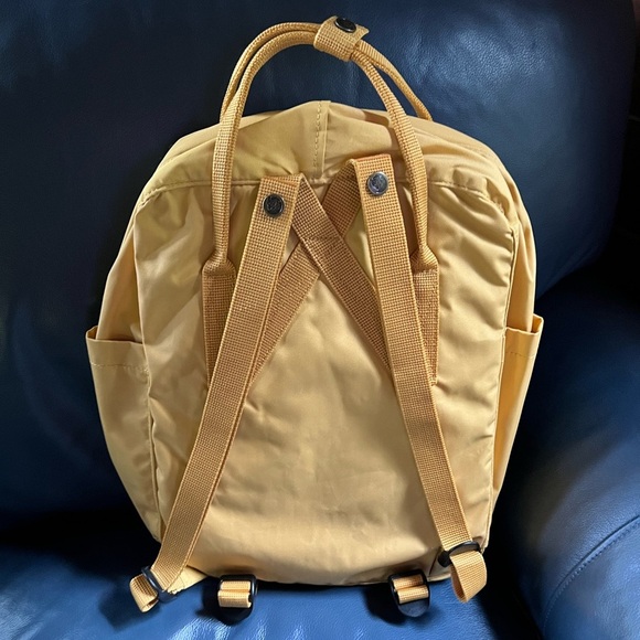 Fjällräven Tree Kånken Maple Yellow Backpack $120 Retail NWT - Picture 2 of 4